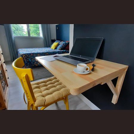 Le3Bismyosotis Apartman Massy  Kültér fotó
